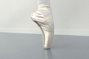 Stretching the Feet and Ballet